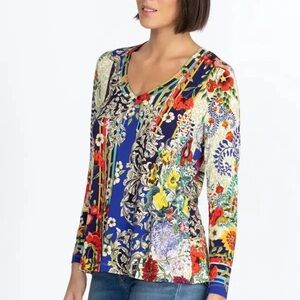 JOHNNY WAS WILD FLOWER FAVORITE LONG SLEEVE V-NECK SWING TEE 🪻🌺